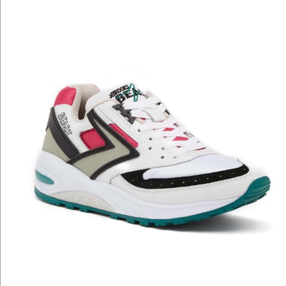 💙SOLD💙 Brooks Futuristic Beast Sneaker Men Retro - Picture 3 of 7